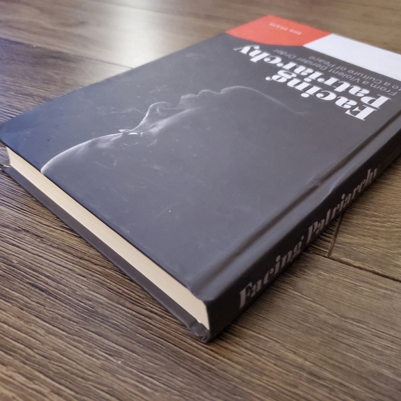 Facing Patriarchy: From a Violent Gender Order to a Culture of Peace - Picture 4 of 7